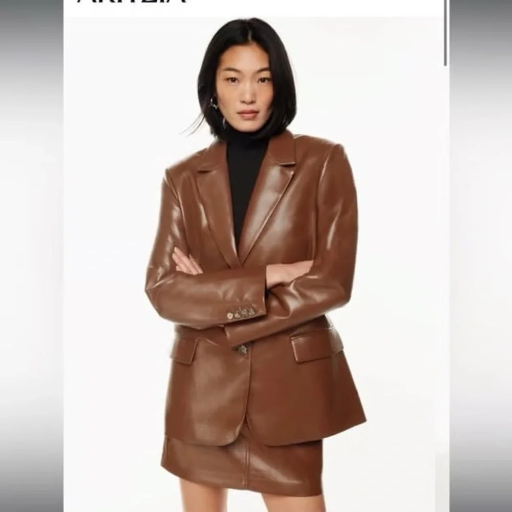 Babaton Brown Blazer - Picture 3 of 13
